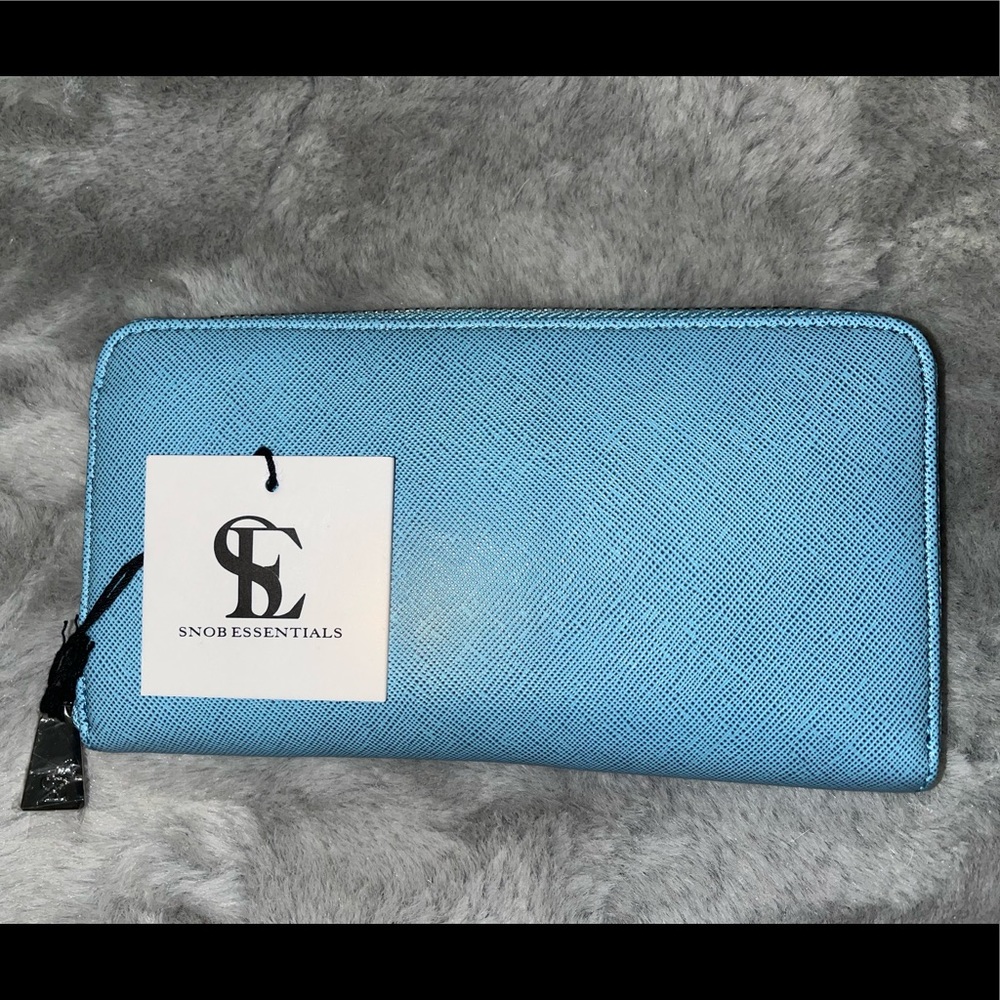 Brand New Snob Essential Blue Zip Up Wallet